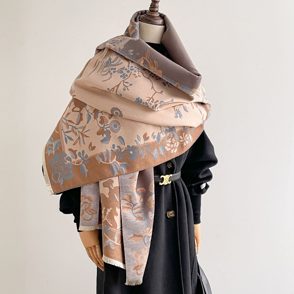 Toile Garden Print Oversized Blanket Scarf